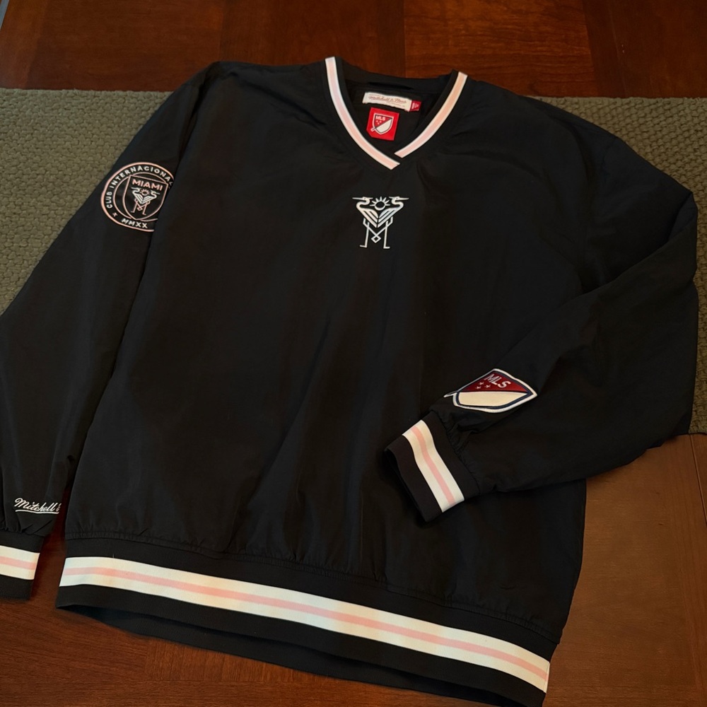 Mitchell & Ness Inter Miami Soccer Black V-Neck Pullover Windbreaker